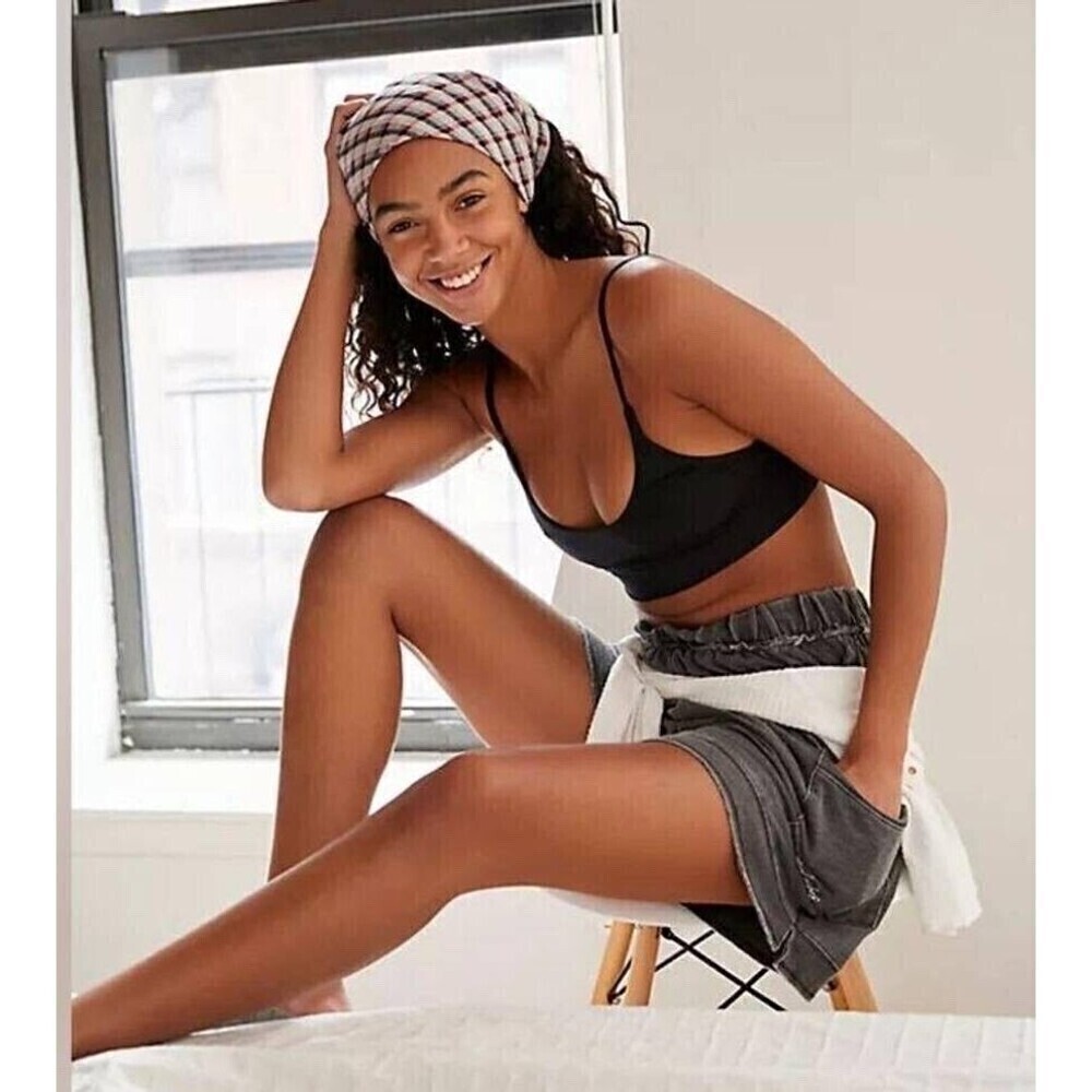 Free Peope We are HAH Cami BraHAH Size L Noir Black Yoga Bra Pull On New